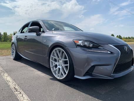 2015 Lexus IS 350 F Sport - Image 11
